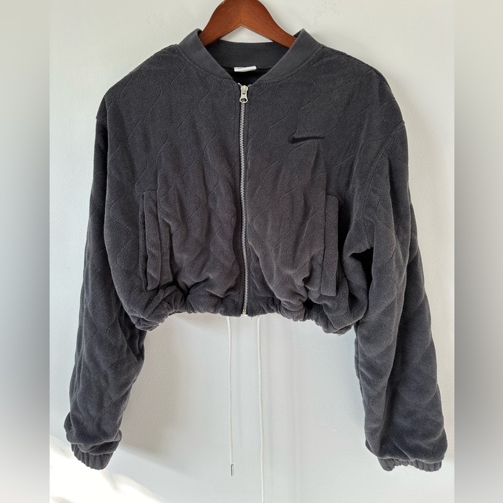 Nike Sportswear Women’s Cropped Anthracite Gray Terry Quilted A2 Jacket Size XS